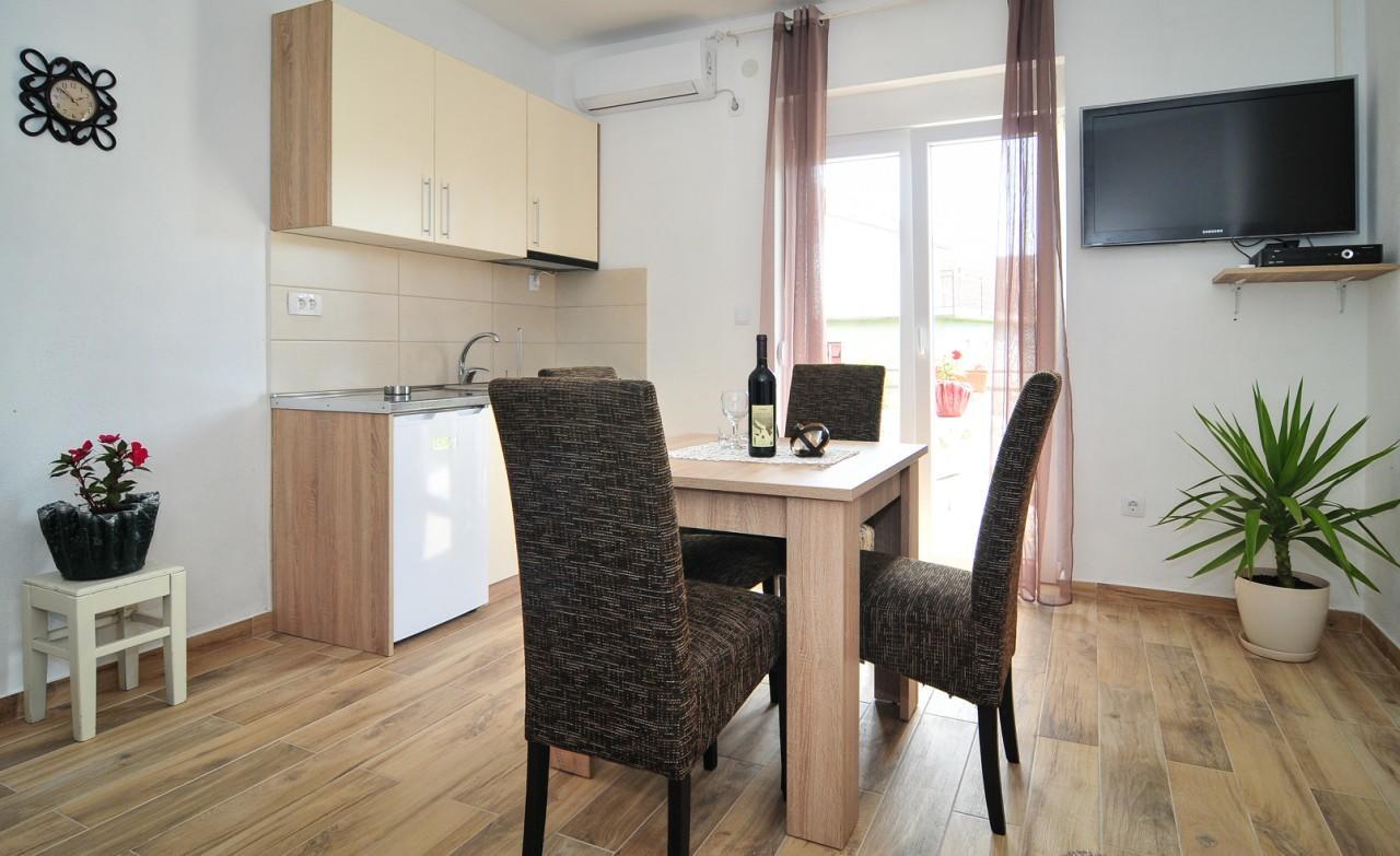 Apartmani Bekonja Tivat Exterior foto